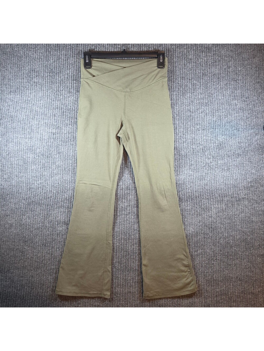 Old Navy Active Girls XL 14-16 PowerChill High Rise Flare Pants Olive Green